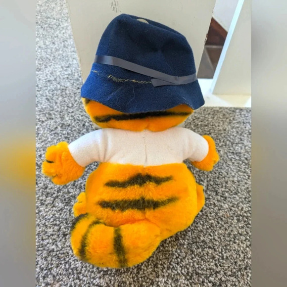 Garfield British Police Officer Bobby Stuffed Animal Plush 1981 80's Vintage 10" - Picture 4 of 7